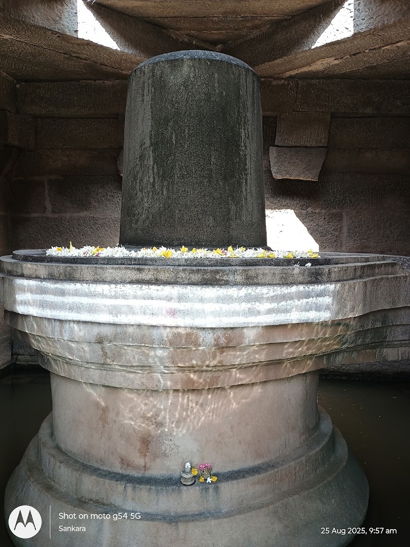 Hampi Karnataka - Hampi Karnataka 8FP6+222, Hampi, Karnataka 583239, India