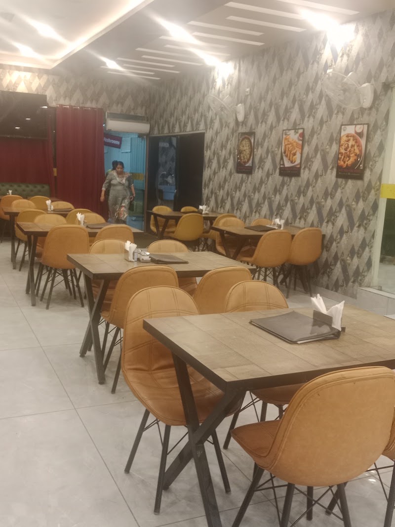 Shri Makhan Bhog - Shri Makhan Bhog Alwar Bypass Rd, near SIEGWERK INK COMPANY, Banbeerpur, Rajasthan 301018, India