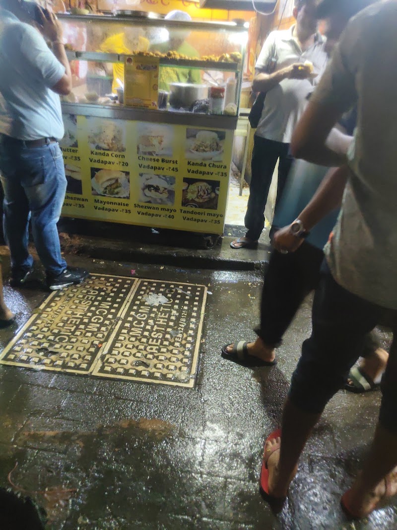 Lataz Vadapav Chakala - Lataz Vadapav Chakala, Shop No. 8, Link Road, AG Rd, near Solitaire Corporate Park, opposite JMD Skoda Showroom, Chakala, Andheri East, Mumbai, Maharashtra 400099, India