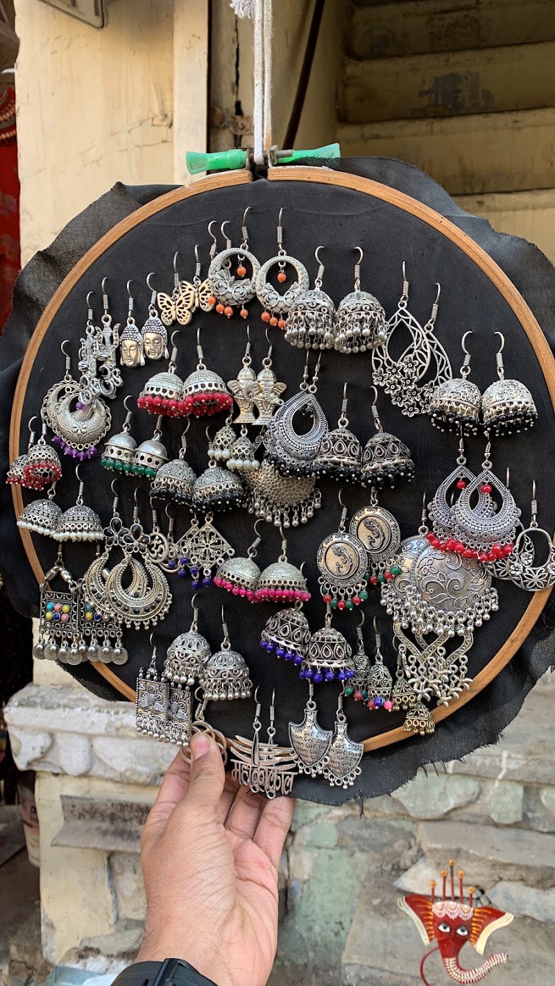 Bapu Bazaar Shopping Street, Udaipur - Bapu Bazaar Shopping Street, Udaipur, 233-229, Bapu Bazar Main Rd, Old City, Bapu Bazar, Nada Khada, Udaipur, Rajasthan 313001, India