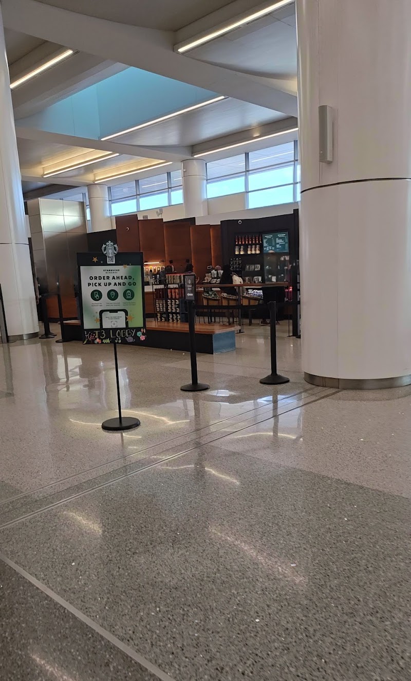 Terminal 3 - Terminal 3, 3400 Sky Harbor Blvd, Phoenix, AZ 85034, USA