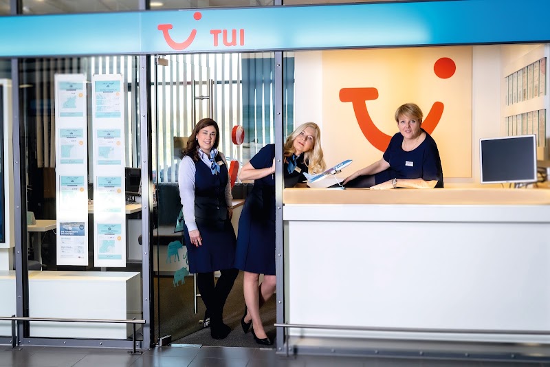 Die TUI am Flughafen Saarbrücken - Die TUI am Flughafen Saarbrücken Balthasar-Goldstein-Straße 24, 66131 Saarbrücken-Halberg, Germany