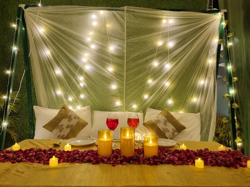 Infinity Stays - Hotel Near Medanta - Infinity Stays - Hotel Near Medanta Plot no. 15, near Medanta hospital, Medicity, Islampur Colony, Sector 38, Gurugram, Haryana 122018, India