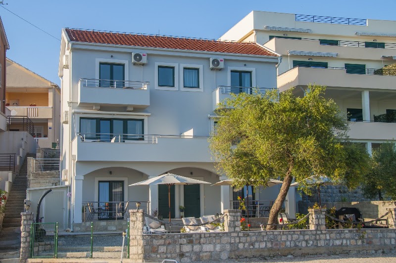 Tivat Beach Apartments - Tivat Beach Apartments, 15/1 Brijeg Gverovića, Tivat 85320, Montenegro