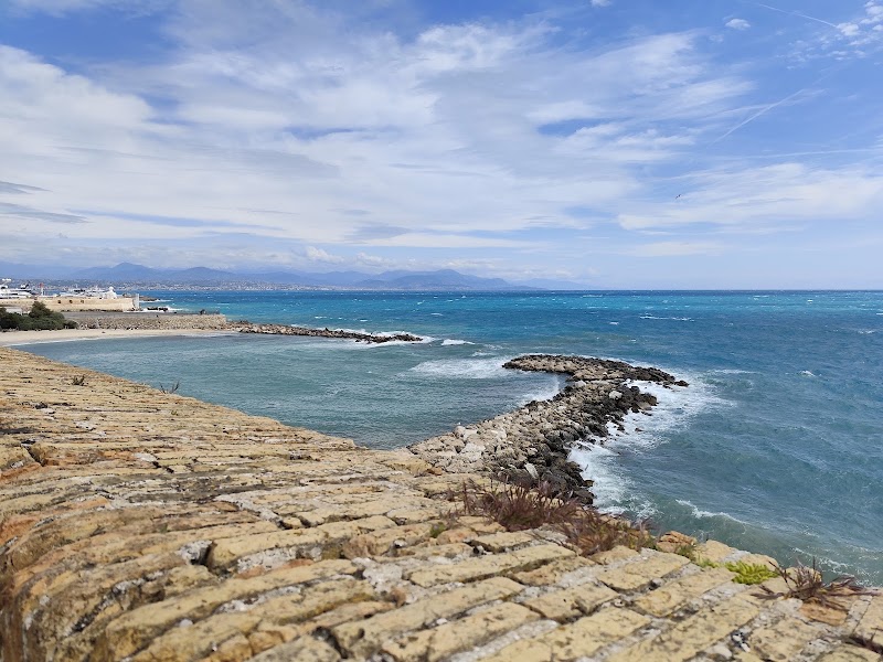 Ramparts - Ramparts 5 Prom. Courtine, 06600 Antibes, France