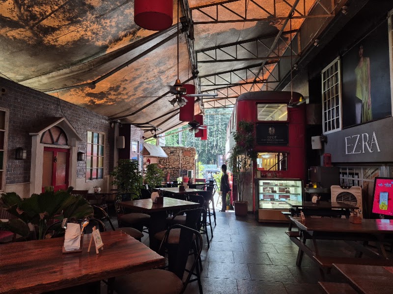 11 East Street Cafe - Restaurant & Bar - 11 East Street Cafe - Restaurant & Bar Virvani Plaza, 11, East St, Camp, Pune, Maharashtra 411001, India