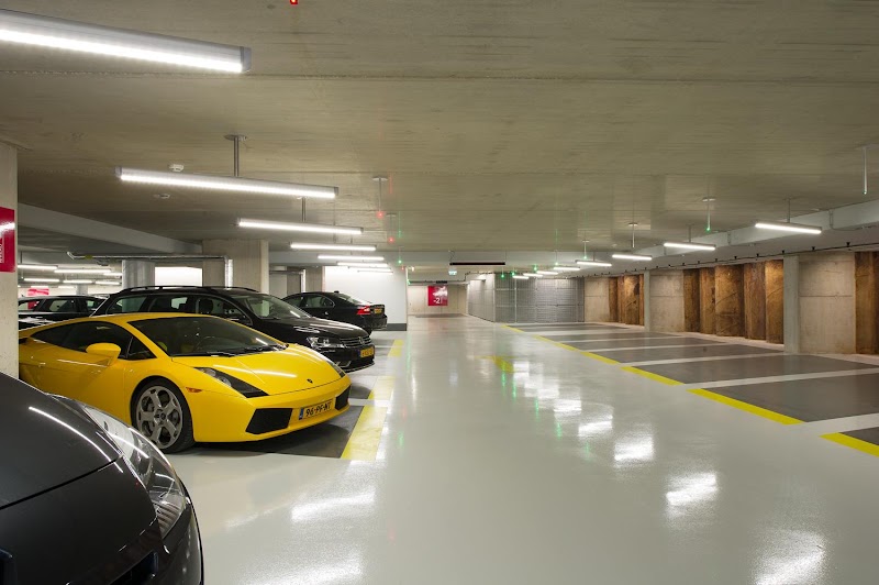 Interparking Market Hall - Interparking Market Hall, Dominee Jan Scharpstraat 306, 3011 GA Rotterdam, Netherlands