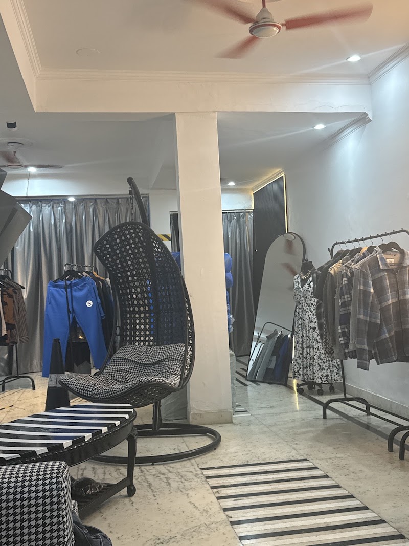Apex Garments - Apex Garments Metro Mall Rd, Block B, Sector 56, Gurugram, Haryana 122011, India