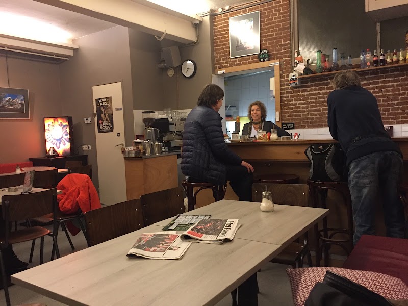 Paradox Coffeeshop - Paradox Coffeeshop, Eerste Bloemdwarsstraat 2R, 1016 KS Amsterdam, Netherlands