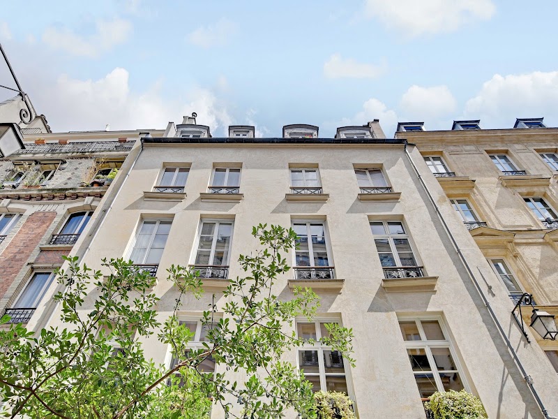 Elegant apt - 2P - near Le Marais - Belvilla by Oyo