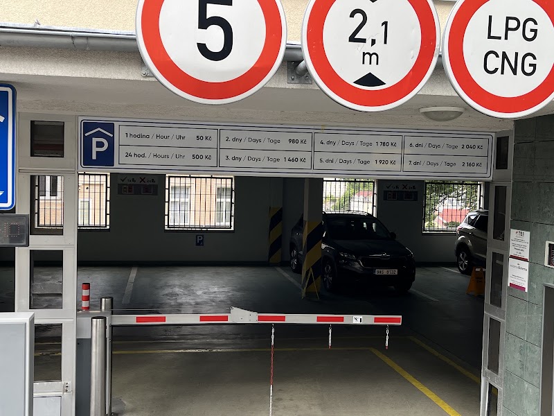 Parkovací dům Libušina - Parkovací dům Libušina, Libušina 2120/21, 360 01 Karlovy Vary-Karlovy Vary 1, Czechia