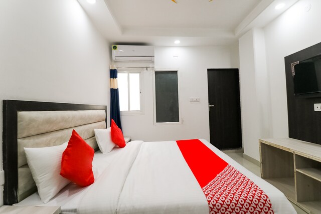 OYO 67516 Magnum Inn - OYO 67516 Magnum Inn 2292, Road No. 6, Block RZ, Mahipalpur Village, Mahipalpur, Delhi, New Delhi, Delhi 110037, India