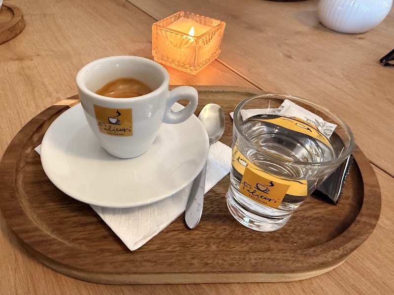 Up cafe stará pošta - Up cafe stará pošta Gregorova 125/8, Budějovické Předměstí 397 01, 1 Písek 1, Czechia