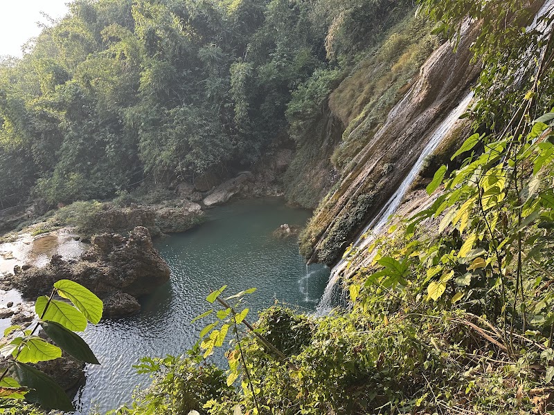 Chympe water falls - Chympe water falls 5CFW+6RG, Khaddum, Meghalaya 793210, India