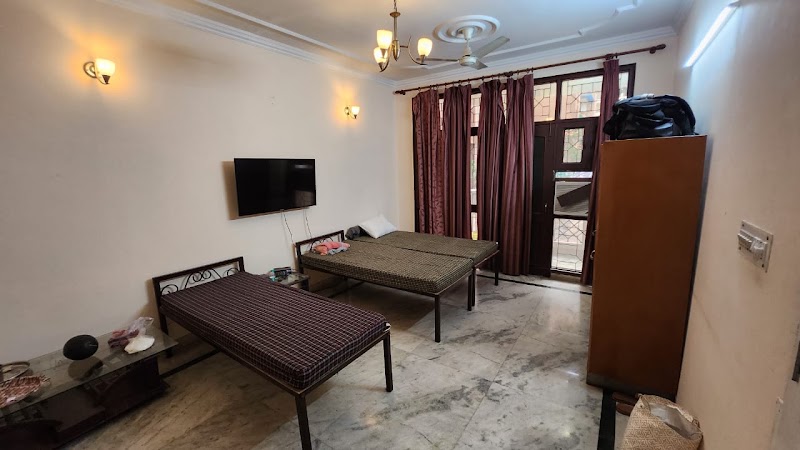 PG in Noida Sector 62 (pgnoida.com) - PG in Noida Sector 62 (pgnoida.com) C, Tower-B, 9/1 A, Apartments, BHEL Group Housing Society, Phase 2, Industrial Area, Sector 62, Noida, Uttar Pradesh 201309, India