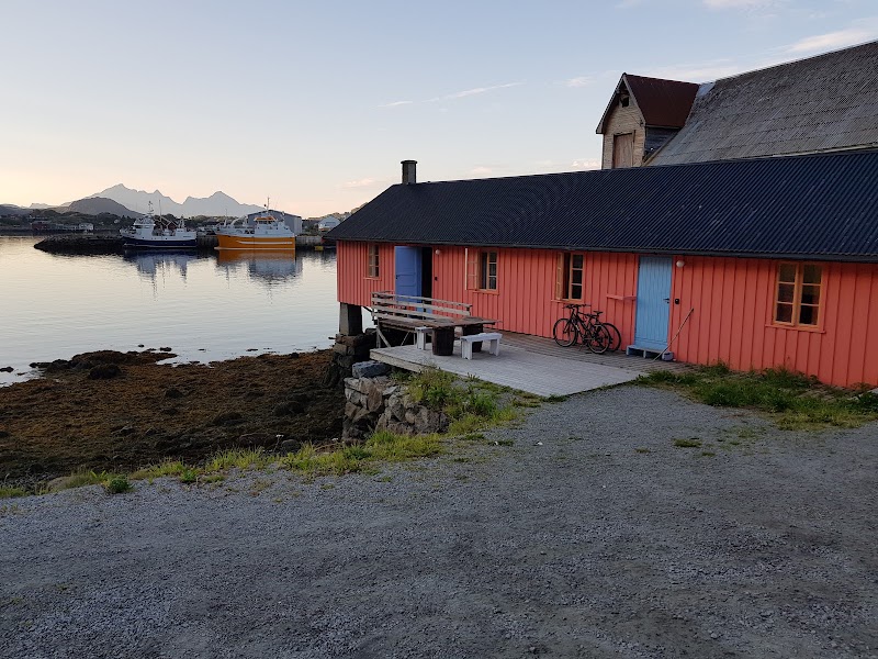 Lofoten Vandrehjem - Lofoten Vandrehjem Kræmmervikveien 3, 8373 Ballstad, Norway