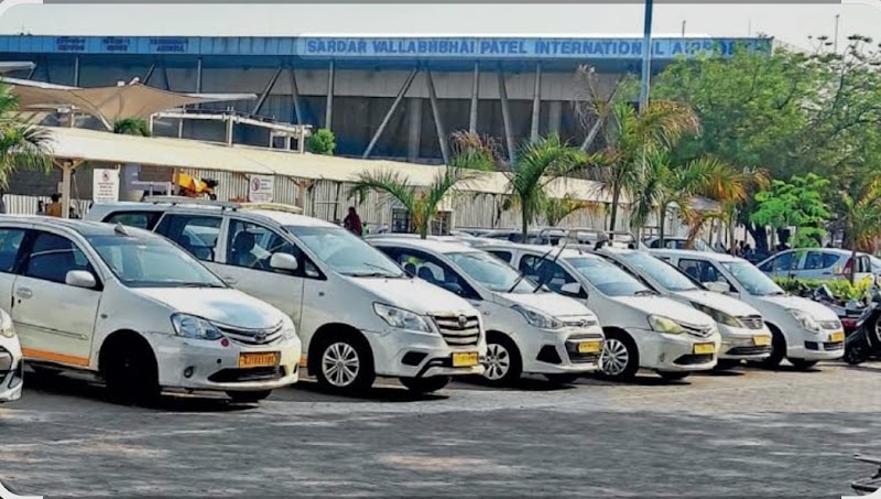 One way taxi - One way taxi 2HVQ+HW3, BAPS Cir, Jain Colony, Shahibag, Ahmedabad, Gujarat 380004, India