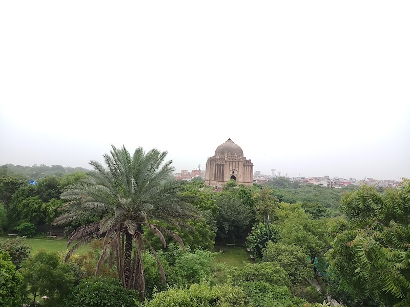 Gumbad Park - Gumbad Park, New, G5FR+8VW, Chatri Wala Kuan, Lado Sarai, New Delhi, Delhi 110030, India