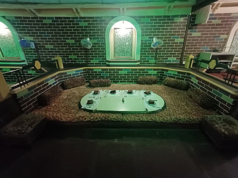 Shikara Restaurant - Shikara Restaurant Railway Station, Plot no, 3, Mumbai - Pune Hwy, opp. Sanpada Road, Sector 24, Turbhe, Mumbai, Navi Mumbai, Maharashtra 400703, India