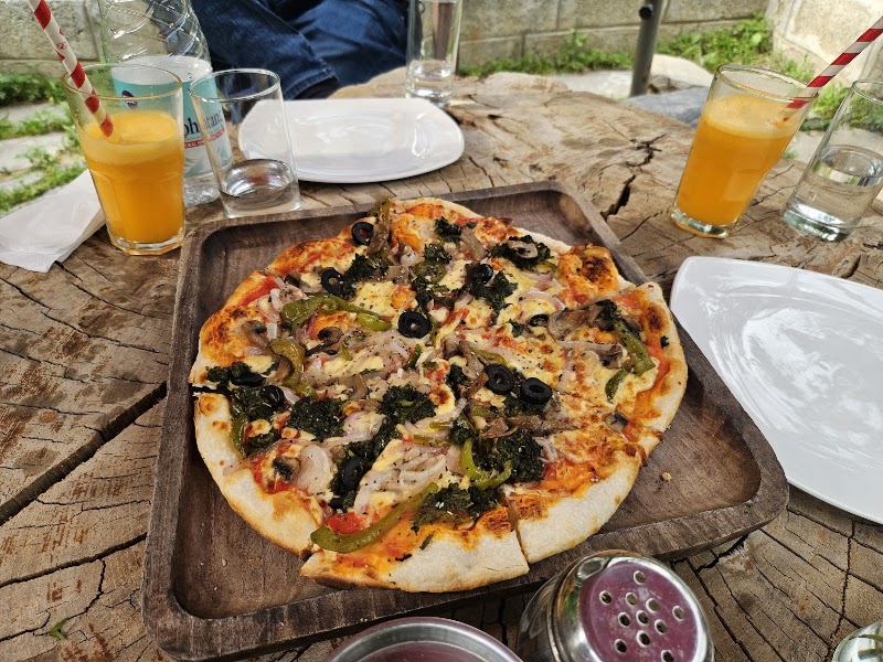 IL Forno - IL Forno 65WM+84V, Hadimba Temple Rd, Siyal, Manali, Himachal Pradesh 175131, India
