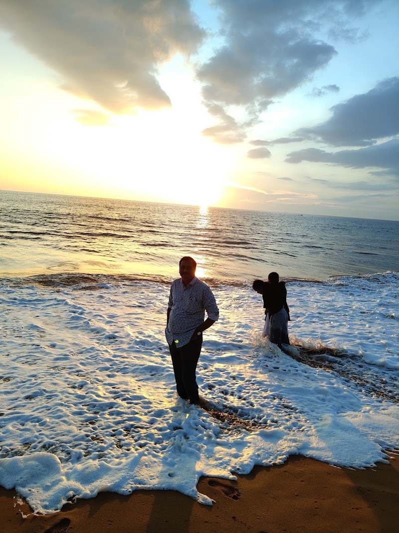 Kochuveli Beach - Kochuveli Beach, Madhavapuram Colony, Veli, Thiruvananthapuram, Keralam 695021, India