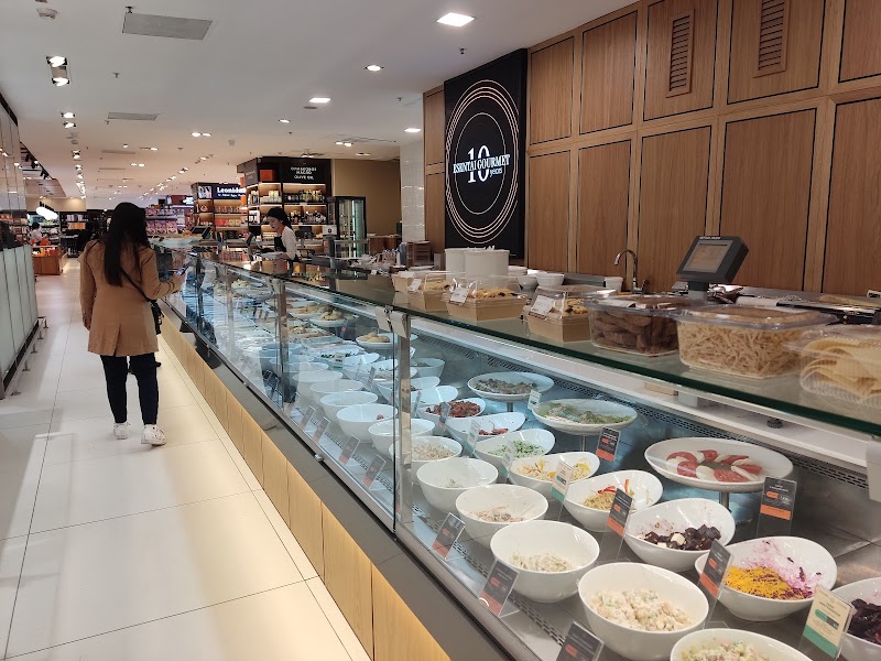 Esentai Mall - Esentai Mall, Al-Farabi Avenue 77/8, Almaty 050040, Kazakhstan