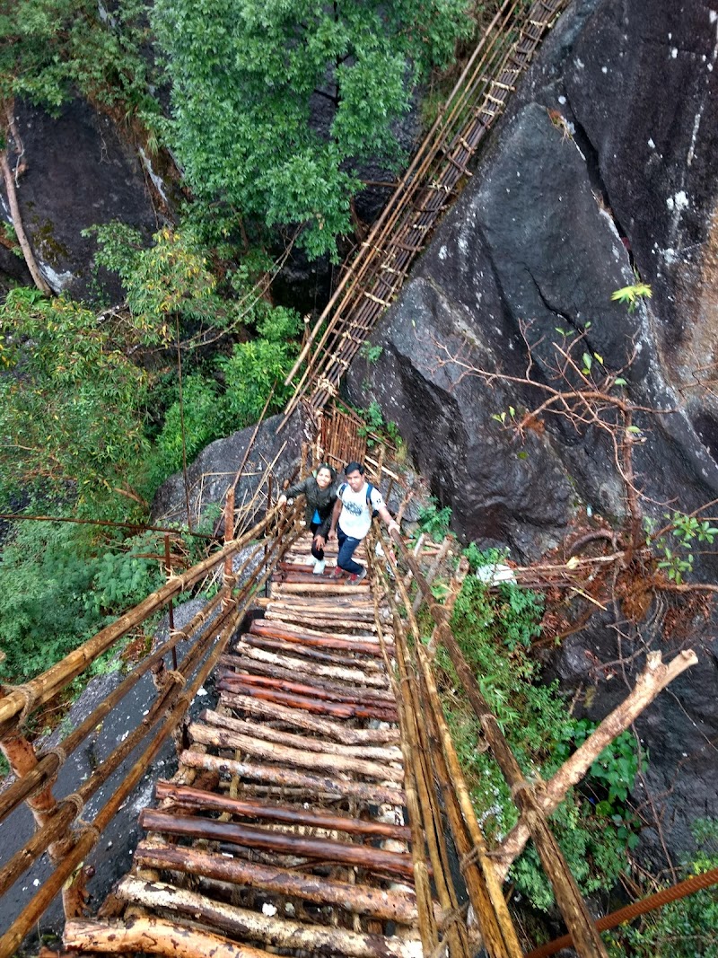 Mawryngkhang Trek - Mawryngkhang Trek, 9R3Q+GVR, Wahkhen, Meghalaya 793110, India
