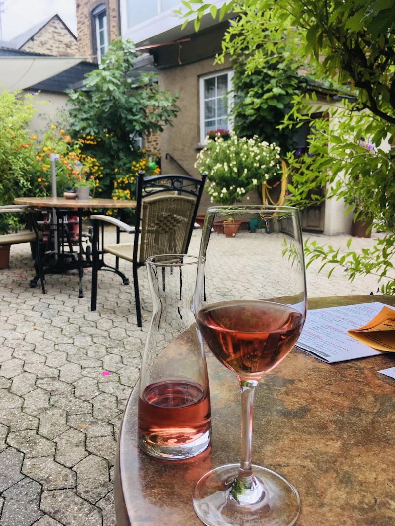 Weingut Hommes - Weingut Hommes, Moselstraße 41, 56814 Ernst-Valwigerberg, Germany