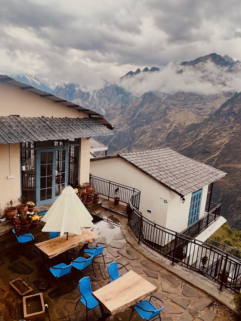 Faraway Cottages, Auli - Faraway Cottages, Auli Farkiaguar, Parsari, Sunil Road Lower Auli, Auli Rd, Joshimath, Uttarakhand 246443, India