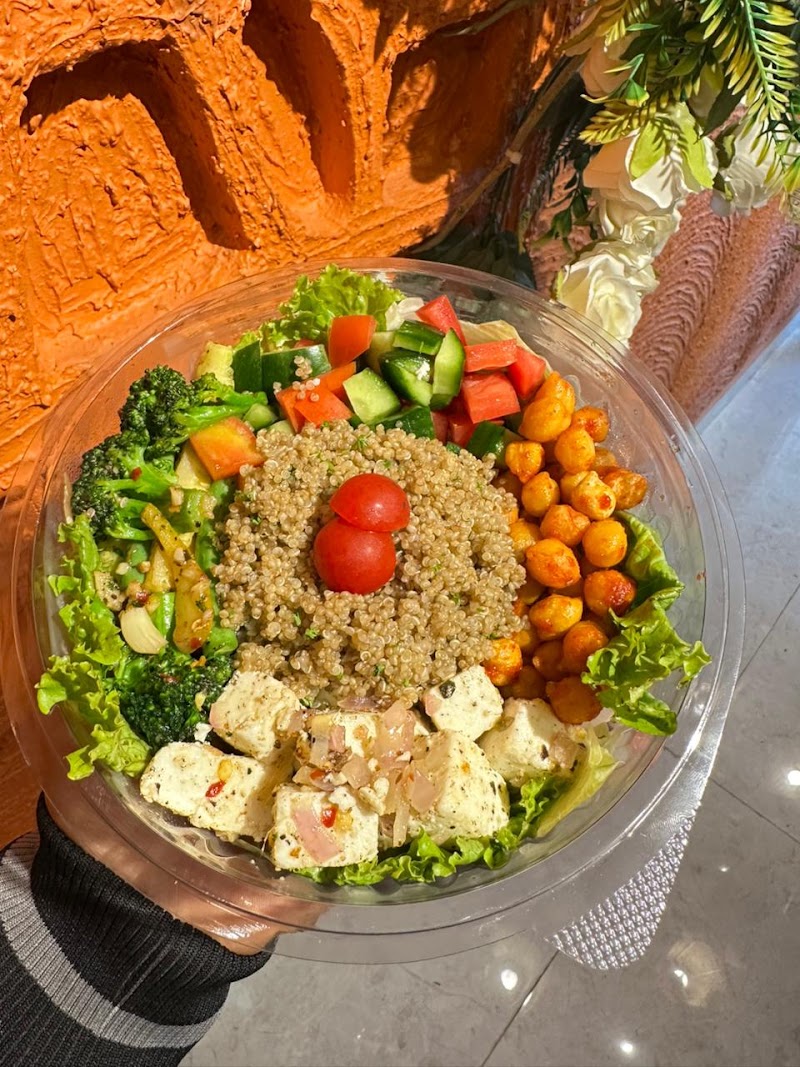 Aamiro Cafe - Aamiro Cafe Ground Floor Shop N- G24, Street, 76 complex, Sector 76, Noida, Uttar Pradesh 201301, India
