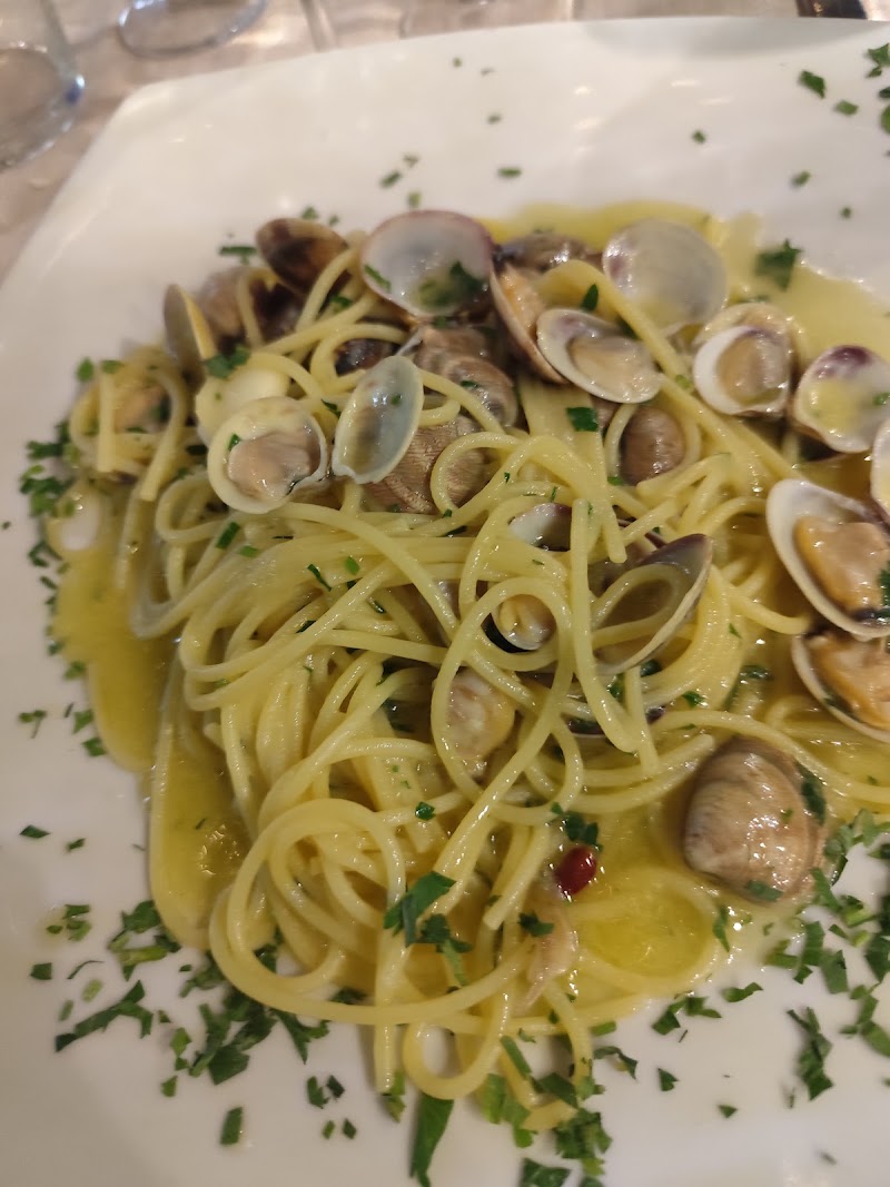 Al Jolly - Al Jolly, Via Marcantonio Bragadin, 56-58, 00136 Roma RM, Italy