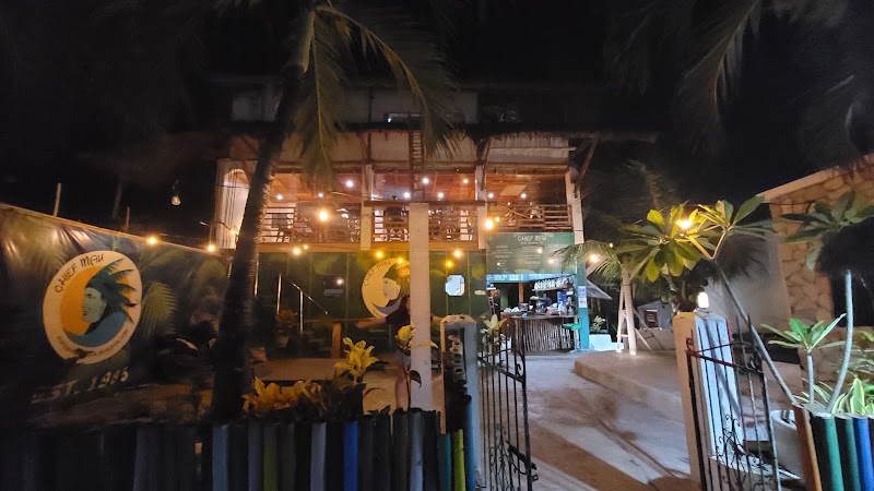 Chief Mau Moalboal Hostel & Cafe