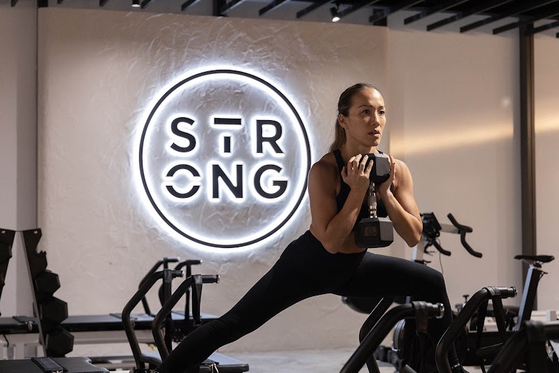 STRONG Pilates Warren Street - STRONG Pilates Warren Street, 154 Drummond St, London NW1 2PA, UK