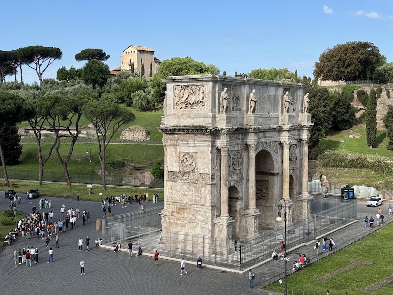 Arch of Constantine - Arch of Constantine P.za del Colosseo, 00184 Roma RM, Italy