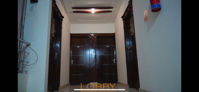 Hotel O Oshiva Stay - Hotel O Oshiva Stay Shiv Shakti Residency, H25, Sector 70, Noida, Uttar Pradesh 201316, India
