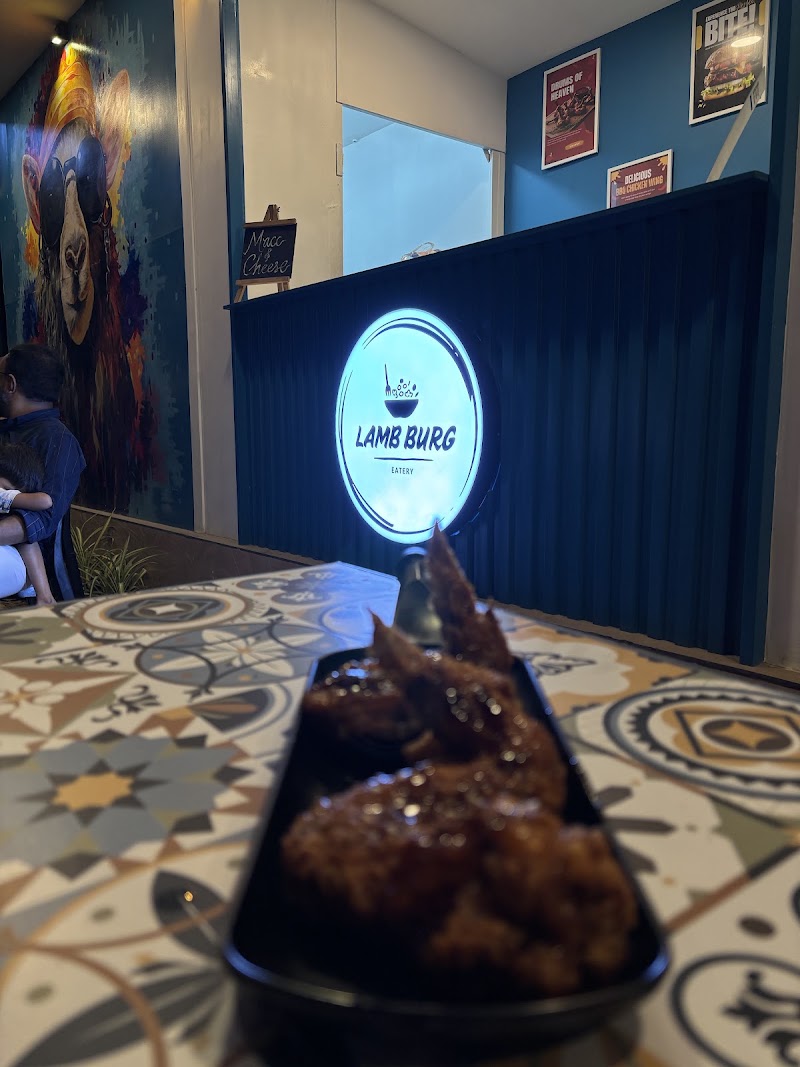 LAMB BURG EATERY - LAMB BURG EATERY, ikku bhais, near thekke aalmav, Triprayar, Kerala 680567, India