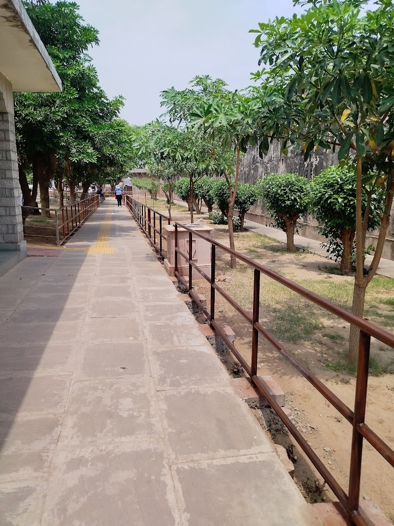 Chand Baori Park - Chand Baori Park 2J54+3C5, Abhaneri, Rajasthan 303326, India