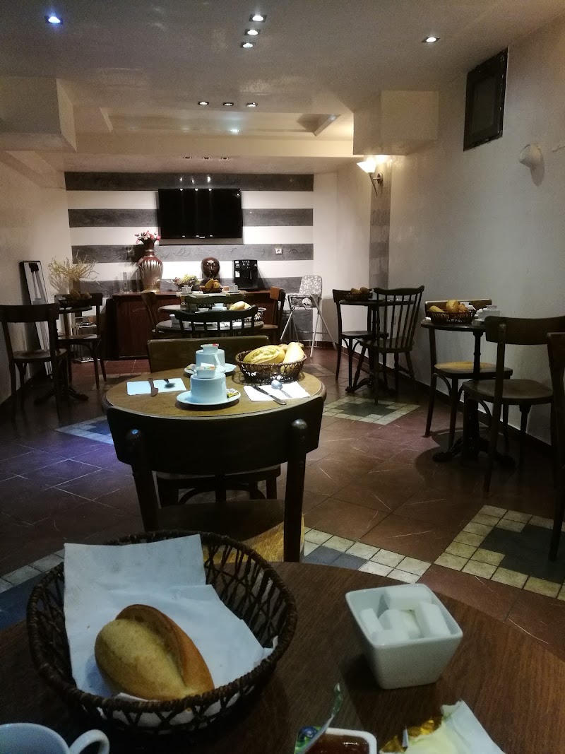 Hôtel de l'Aveyron - Hôtel de l'Aveyron 5 Rue d'Austerlitz, 75012 Paris, France