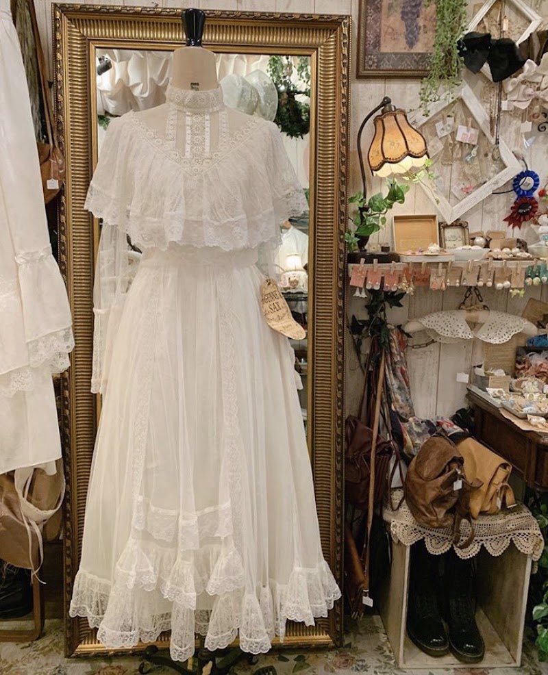 Vintage&Handmade Comyu - Vintage&Handmade Comyu 3-chōme-23-20 Kōenjiminami, Suginami City, Tokyo 166-0003, Japan