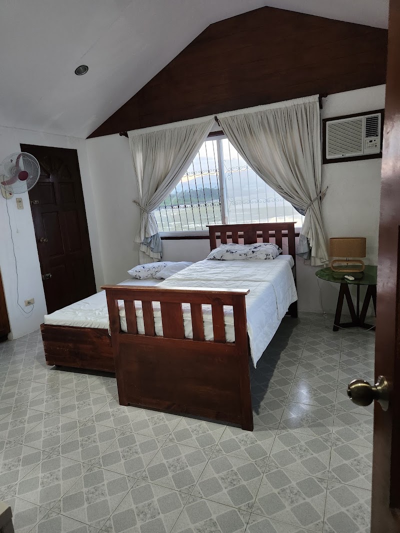 Homestay California - Homestay California W9PM+RM2, Tongo Point Rd, Moalboal, Cebu, Philippines