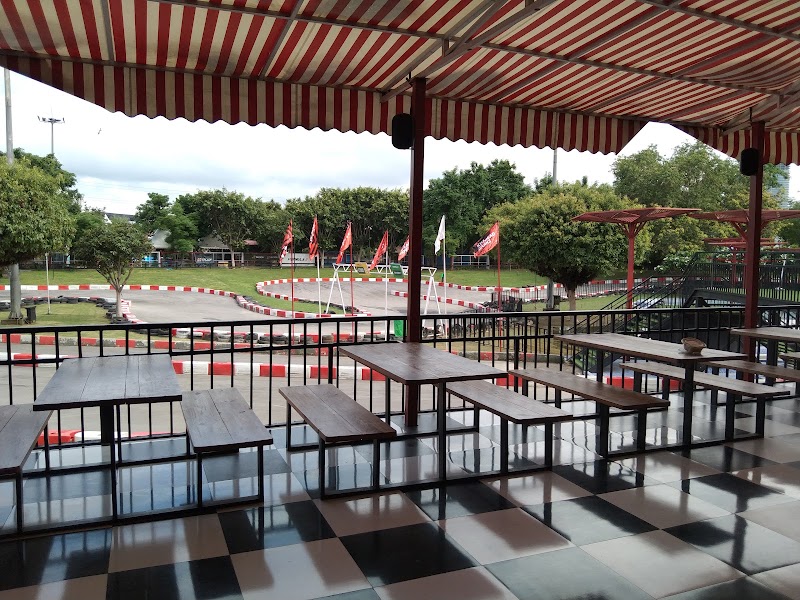 Formula Karting - Formula Karting Gate Number 11, Maharaja Agrasen Marg, near The great india place mall, Sector 38, Noida, Uttar Pradesh 201303, India