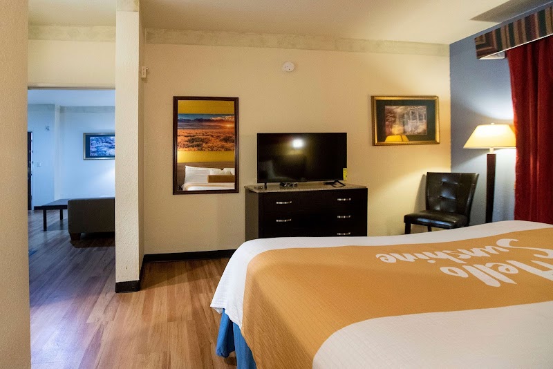 Days Inn & Suites by Wyndham Houston North/Aldine - Days Inn & Suites by Wyndham Houston North/Aldine 10137 North Fwy, Houston, TX 77037, USA