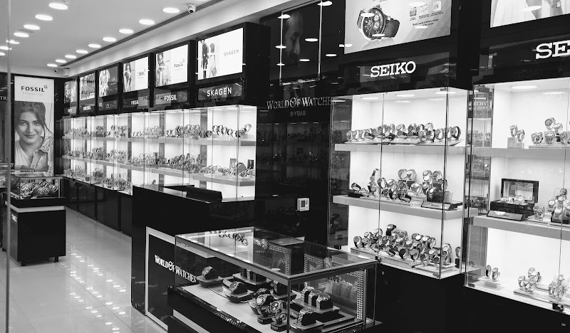 World of Watches - World of Watches Shop 41, MGF Metropolitan Mall, Mehrauli-Gurgaon Rd, DLF Phase 2, Sector 25, Gurugram, Haryana 122009, India