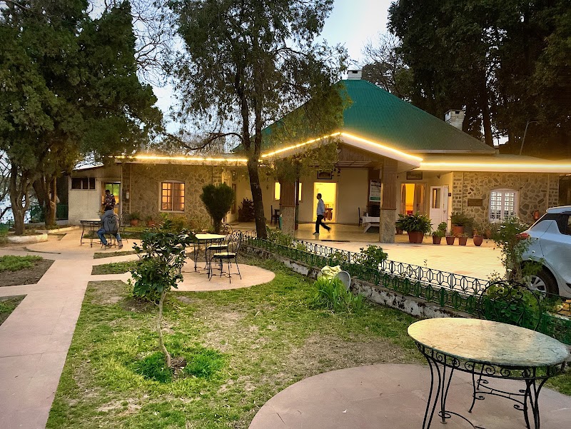 Hotel Ros Common - Hotel Ros Common Monkey Point Road, near The Abbey, Kasauli, Himachal Pradesh 173204, India