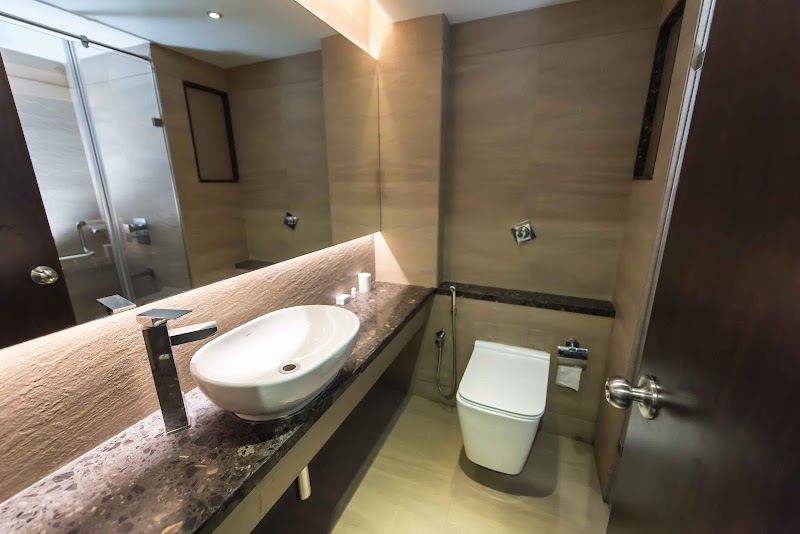 Hotel Le Grande - Mumbai International Airport - Hotel Le Grande - Mumbai International Airport Karishma Chambers, near Bombay Cambridge School, AAI Colony, J B Nagar, Andheri East, Mumbai, Maharashtra 400099, India