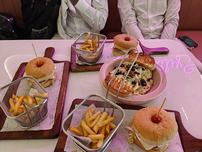 Brewbakes Courtyard Bulandshahr - Brewbakes Courtyard Bulandshahr, NO 4/C 16 Awas Vikas Colony, 1, DM Rd, Devpuri 2, Devpuri-II, Bulandshahr, Uttar Pradesh 203001, India