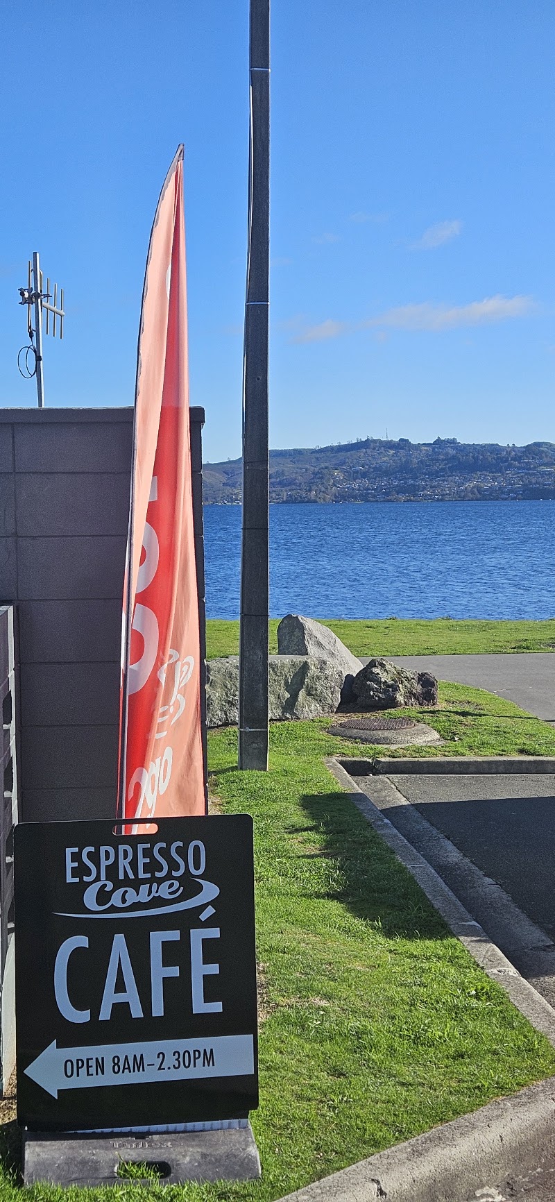 Espresso Cove Taupō - Espresso Cove Taupō 1 Lowell Place, Waipahihi, Taupō 3330, New Zealand