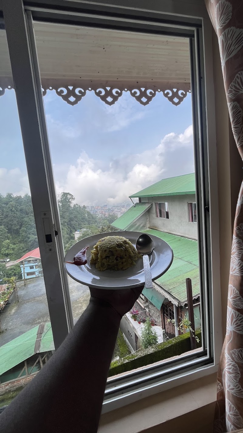 LA-SO Homestay - LA-SO Homestay Dhuppidara, Lower Burtuk Rd, New Road, Gangtok, Sikkim 737101, India
