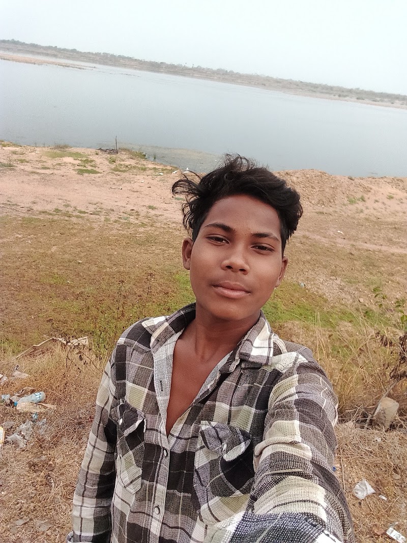 Mahishapat Thakur (I Bi Ko Nadanmal - Mahishapat Thakur (I Bi Ko Nadanmal, VRWM+M9M, Jharpada, Odisha 767017, India