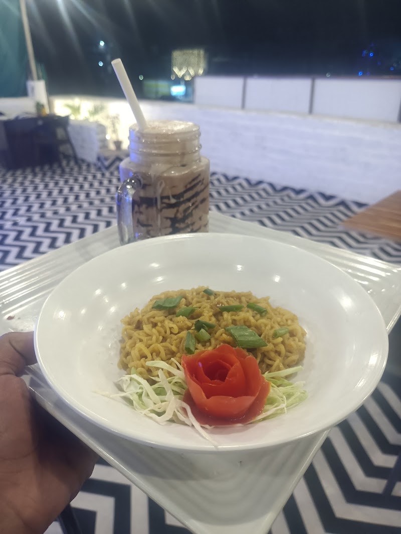 THE ROOFTOP CAFÉ - THE ROOFTOP CAFÉ, 7FJP+X5W, NH43, Kanker, Chhattisgarh 494334, India